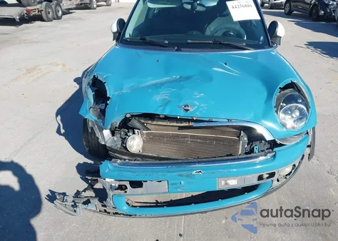 2010 Mini Cooper from USA, damaged, VIN WMWMF3C52ATZ25725